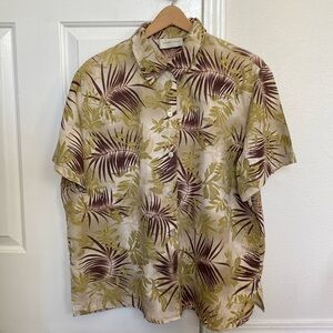 Lemon Grass linen blend button down blouse with tropical print.